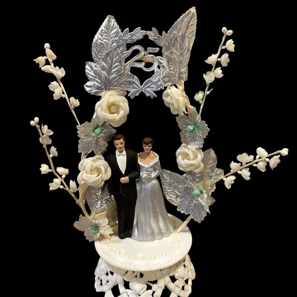 Vintage Mid Century 1960s Wedding Cake Topper Plastic 7